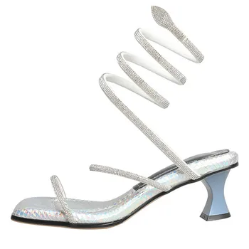 Nova Marca De Sapatos Para As Mulheres, Cobra Em Forma De Diamante Moldado Dedo Do Pé Quadrado Feminino Calçados Estranho Saltos Peep Toe Sandálias 34-43