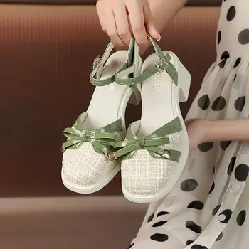 Sandálias para as Mulheres Verde Calçado Fechado Verão 2023 Arco Quadrado Saltos Baixos Senhoras Sapatos Vintage em Oferta Coreia Conforto Vip Tendência