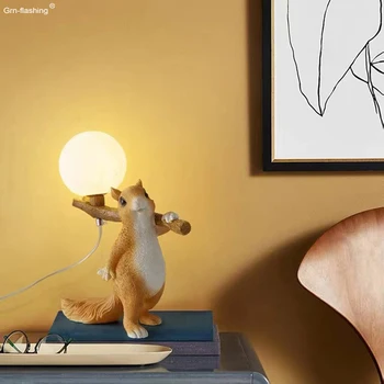 Nordic Interior da Bancada do abajur Bonito dos desenhos animados Squirre Lâmpada de Cabeceira para Crianças, Quarto infantil Decoração do Quarto da Noite da Lâmpada