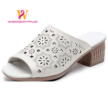 Sandálias das Mulheres de Uma Camada de Couro de Salto Alto da Moda Chinelos De 2023 para a Nova safra Boca de Peixe Sapatos Estilo Étnico Mãe Sapatos de Luxo